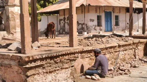 वार्ड पार्षद प्रदीप सैनी के प्रयासों से शुरू हुआ भीखा वाला कुआं का जीर्णोद्धार