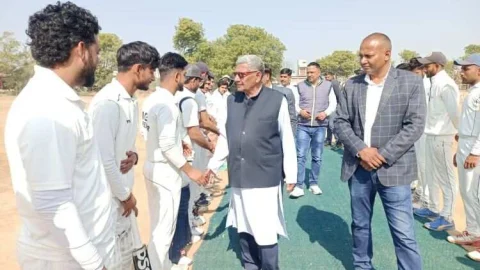 जेजेटी यूनिवर्सिटी द्वारा आयोजित क्रिकेट टूर्नामेंट में चौथे दिन भी जारी रहे मुकाबले