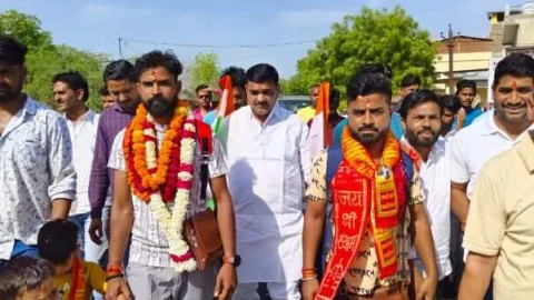 लोहार्गल से केदारनाथ पैदल यात्रा के लिए 2 युवक हुए रवाना