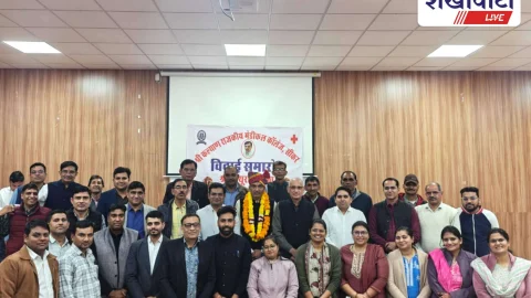 Sikar News: मेडिकल कॉलेज के मुख्य लेखा अधिकारी ढाका का स्थानांतरण