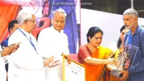 नीमकाथाना जिले की संजय नगर एवं मावड़ा खुर्द पंचायत राज्य स्तर पर सम्मानित