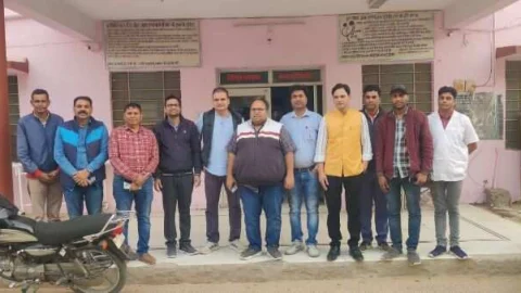 नीमकाथाना सीएमएचओ ने किया सरकारी अस्पताल का औचक निरीक्षण