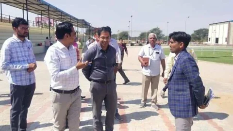 जिला कलेक्टर ने शेखावाटी महोत्सव की तैयारियों का लिया जायजा