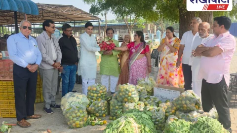 गोविन्दराम बासोतिया ने 11 मण फलों से गौसेवा की झुंझुनूं में मिसाल