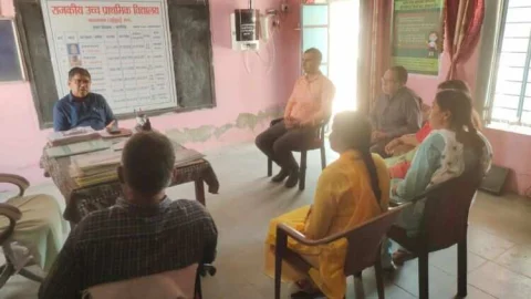 मुख्य ब्लांक शिक्षा अधिकारी ने किया विभिन्न विद्यालयों का निरीक्षण