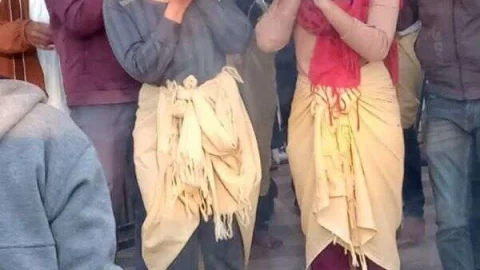 बदलती बयार : बेटियों ने दिया मां के पार्थिव देह को कंधा