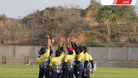 झुंझुनूं में कलाकार क्रिकेट लीग: हरियाणवी सितारों की धूम