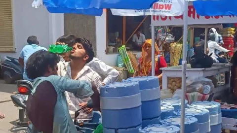 नागरिक परिषद ने पीने के शीतल जल की व्यवस्था का किया इंतजाम