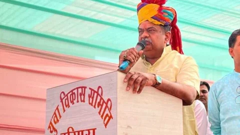 हर कस्टमर को पेट्रोलपंप पर मूलभूत सुविधाएं मिले – प्रभारी मंत्री शर्मा