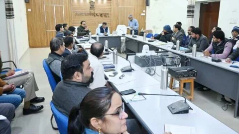 जिला कलेक्टर रामावतार मीणा ने की जिला स्तरीय जनसुनवाई