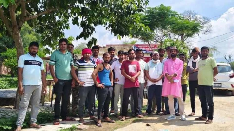 चौफूल्या चंवरा में दुकानदारो के साथ हुई लूट की घटना को लेकर प्रशासन को दी चेतावनी