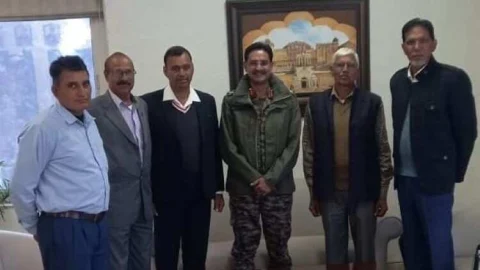 लक्ष्मणगढ़ में सीएसडी कैंटीन खुलवाने के लिए मेजर जनरल से मिला प्रतिनिधि मंडल