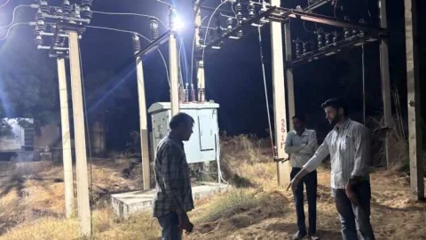 एसडीएम ने सिरसला के ग्रामीणों की सुनीं समस्याएं