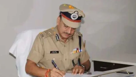 पत्रकारों को कवरेज के दौरान अभद्रता, धमकियां देने वालों के खिलाफ सख्त कार्रवाई की जाएगी – पुलिस महानिरीक्षक सीकर