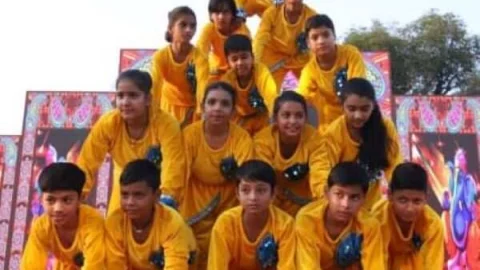 पीएम चमड़िया स्कूल का वार्षिकोत्सव स्पेक्ट्रम आयोजित