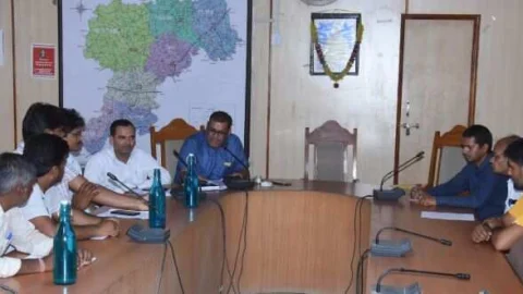 प्रचार सामग्री मुद्रण में निर्वाचन आयोग के निर्देशों की पालना करें प्रिंटर्स