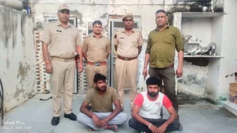 भैंस चुराते रंगे हाथों पकड़ा चोर गिरोह, ग्रामीणों ने पकड़ पुलिस को सौपा