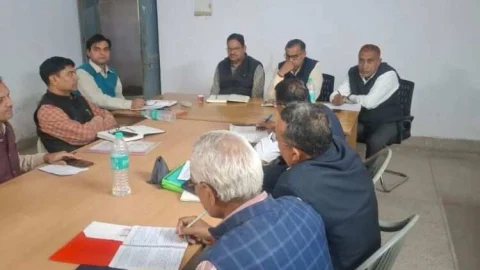 सीकर एवं नीमकाथाना जिले के विभागीय गतिविधियों की समीक्षा की