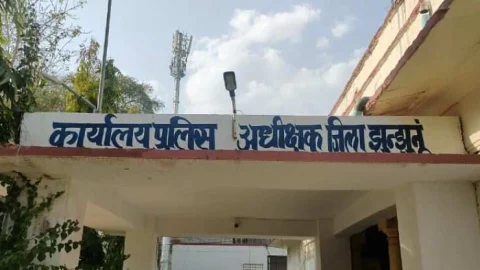 आदर्श आचार संहिता लगने के बाद से झुंझुनू पुलिस लगातार बनी हुई है सक्रिय