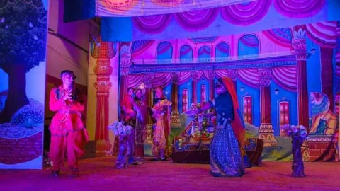 राम जन्म के साथ जनता रामलीला का भव्य शुभारंभ