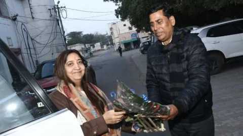 नव पदस्थापित जिला कलक्टर पुष्पा सत्यानी का स्वागत