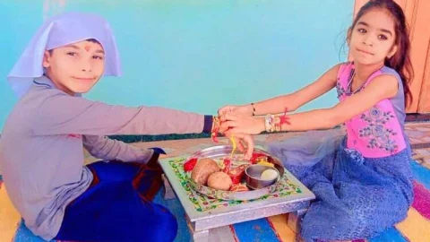 भैया मेरे राखी के बंधन को निभाना