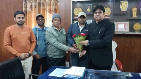 CMHO डॉ.छोटेलाल गुर्जर का सम्मान किया, मांगों का दिया ज्ञापन