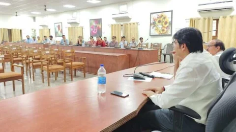 सरकारी अस्पतालों में डिलीवरी करवाओ नहीं तो दी जाएगी चार्जशीट – सीएमएचओ डॉ गुर्जर