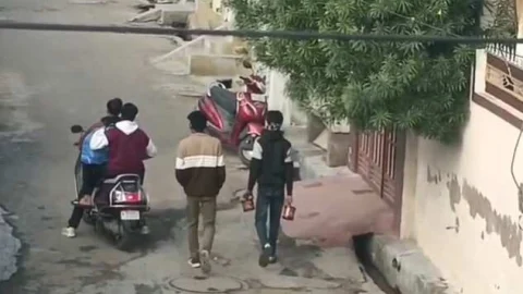 चायनीज मांझे की बिक्री रोकने में प्रशासन फैल