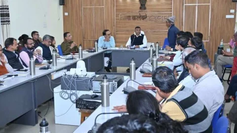 जिला स्तरीय जनसुनवाई में 40 प्रकरणों की सुनवाई