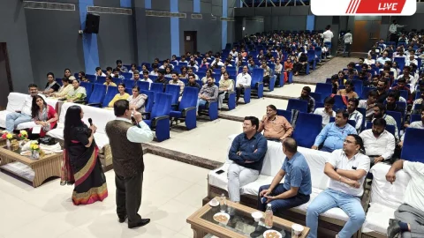 झुंझुनूं के जेजेटी विश्वविद्यालय में प्लेसमेंट सेमिनार