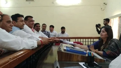 अपनी जीत के प्रति आश्वस्त नजर आए राहुल कस्वा