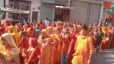 श्री हनुमान जी के प्राकट्य दिवस पर लक्ष्मणगढ़ में निकली विशाल शोभायात्रा