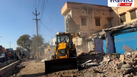 Sikar News: रोड पर अतिक्रमण हटाया, UIT की बड़ी कार्रवाई