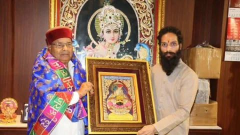 कर्नाटक के राज्यपाल थावरचंद गहलोत ने श्याम बाबा के किये दर्शन