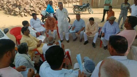 भाजपा नेता सुरेंद्र भाभड़ा ने परिवर्तन संकल्प यात्रा के लिए गांवों का किया दौरा