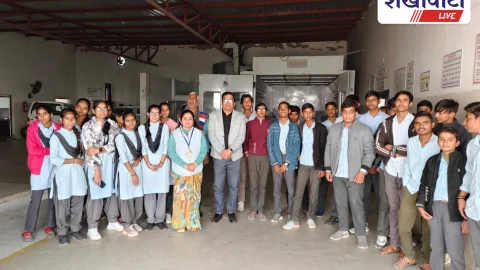 Churu News: स्कूली विद्यार्थियों का आईटीआई व इंडस्ट्रियल एरिया भ्रमण