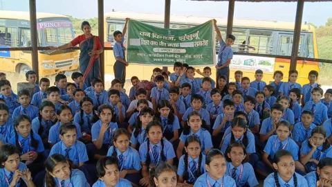 वन्यजीवों को देख रोमांचित हुए प्रिंस इंटरनेशनल के नन्हें मुन्ने