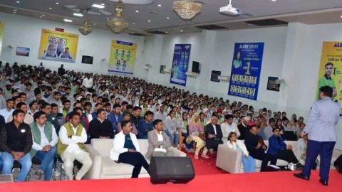 एलन सीकर में आयोजित हुआ स्पर्श कार्यक्रम