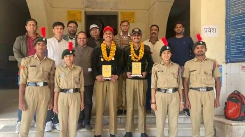 गणतंत्र दिवस परेड से लौटने पर एनसीसी कैडेट्स का किया सम्मान