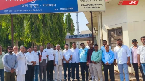 एससी- एसटी अत्याचार विरोधी जिला संघर्ष समिति ने पुलिस अधीक्षक को सौंपा ज्ञापन