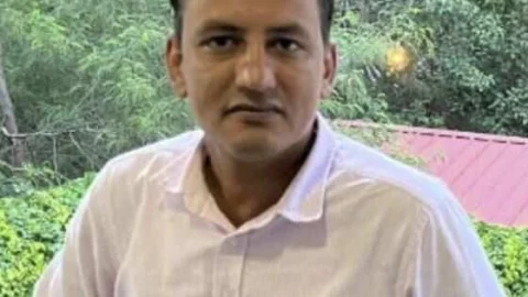 विकास चाहर ने संभाला नीमकाथाना जिला सूचना एवं जनसंपर्क अधिकारी का कार्यभार