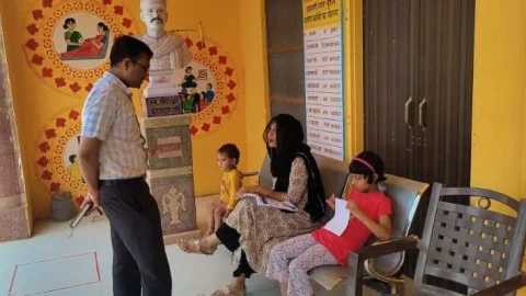 उदयमंडी में पीएचसी पर 2 कार्मिक नदारद, बीसीएमओ को दिए कार्रवाई के निर्देश