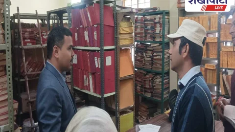 जिला कलक्टर ने कोष कार्यालय व सर्किट हाउस का किया निरीक्षण