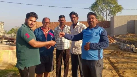 ईमानदारी जिन्दा है : दो साल बाद भी लौटाई कीमती सोने की चैन