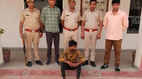 ज्वैलर की दुकान में चोरी का मामलाः चुराए थे 25 लाख रुपए के गहने