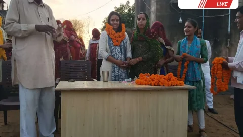 यूपीएससी में चयन होने पर पूजा महला का ननिहाल आर्यनगर में किया गया स्वागत