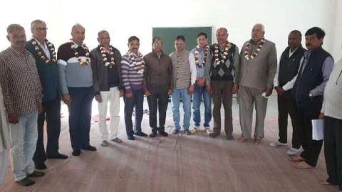 फूलाराम यादव अध्यक्ष एवं हरिसिंह रोलानियॉ बने मंत्री