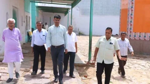 तहसीलदार ने किया अनुदानित गौशाला का निरिक्षण