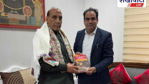 Sikar News: कुलगुरु प्रो. अनिल राय की रक्षा मंत्री से भेंट